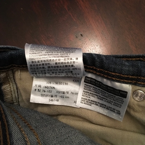 Levi’s - Picture 5 of 5